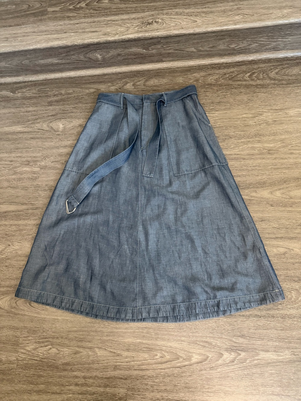 Banana Republic Midi Skirt - Picture 8 of 11